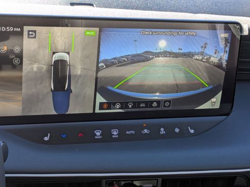 New 2026 Nissan Leaf Platinum+ image 16