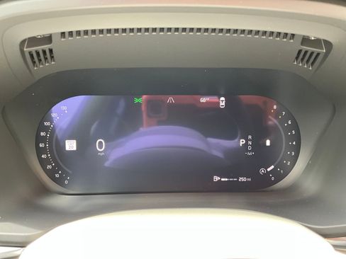 New 2026 Volvo XC60 B5 Ultra w/ Climate Package AWD/4WD image 16