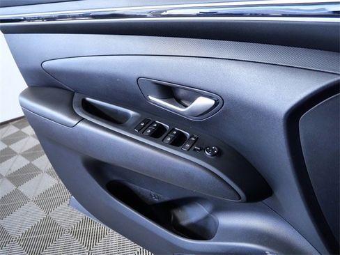 Used 2022 Hyundai Tucson SEL image 25