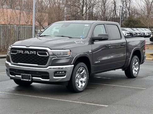 New 2026 RAM 1500 4x4 Crew Cab image 3