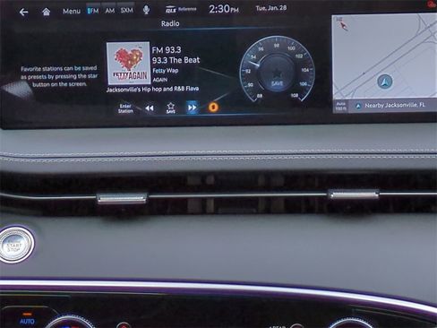 Used 2025 Genesis GV70 3.5T Sport w/ Sport Advanced Package image 18