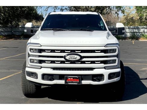 Used 2023 Ford F250 Lariat w/ Lariat Ultimate Package AWD/4WD image 3