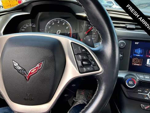 Used 2014 Chevrolet Corvette Stingray Coupe RWD image 12