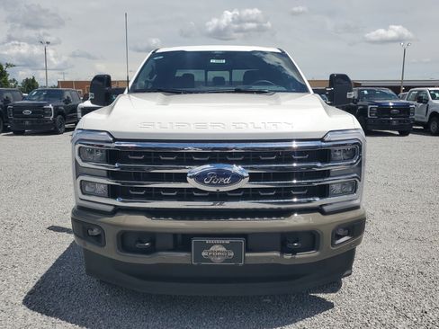 New 2026 Ford F350 King Ranch w/ FX4 Off-Road Package image 3