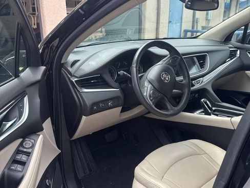 Used 2020 Buick Enclave Essence w/ Sport Touring Edition FWD image 6