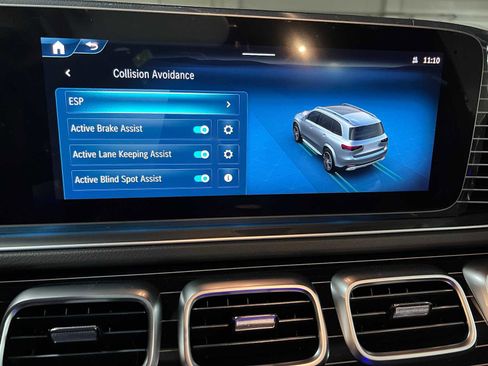 New 2026 Mercedes-Benz GLS 580 4MATIC image 39