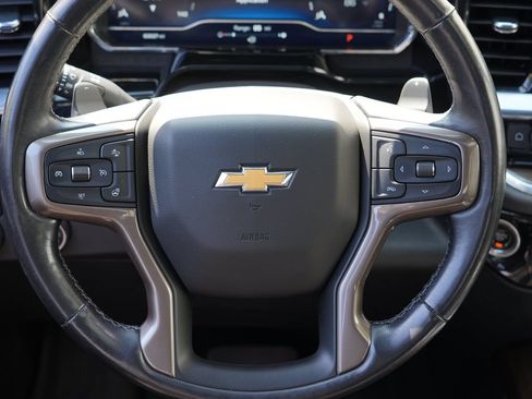 Certified 2022 Chevrolet Silverado 1500 High Country w/ High Country Premium Package AWD/4WD image 25