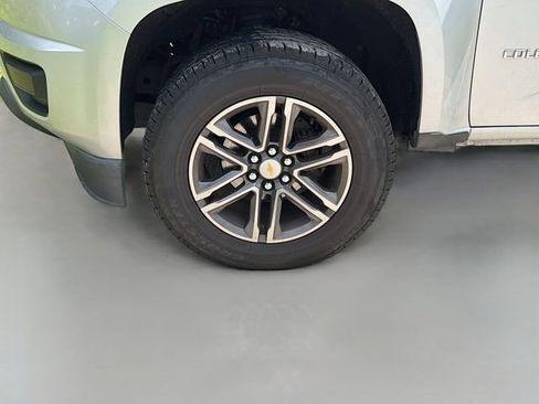 Used 2019 Chevrolet Colorado W/T w/ Custom Special Edition RWD image 14