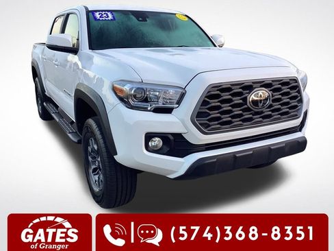 Used 2023 Toyota Tacoma TRD Off-Road image 1