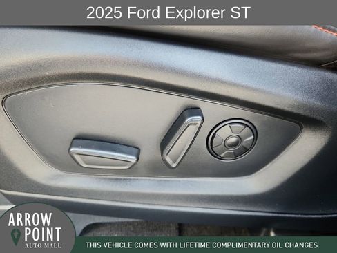 Used 2025 Ford Explorer ST w/ Sun And Sound Package image 22