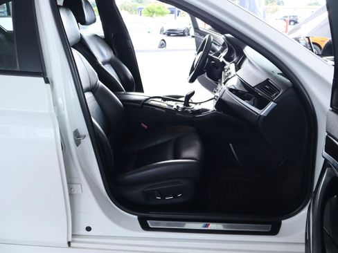 Used 2016 BMW 535i Sedan RWD image 38