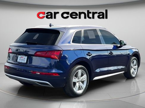 Used 2019 Audi Q5 2.0T Premium Plus w/ Premium Plus Package AWD/4WD image 5