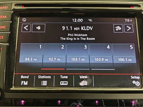 Used 2016 Volkswagen Tiguan SE image 23