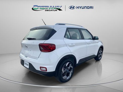 New 2026 Hyundai Venue SEL image 8