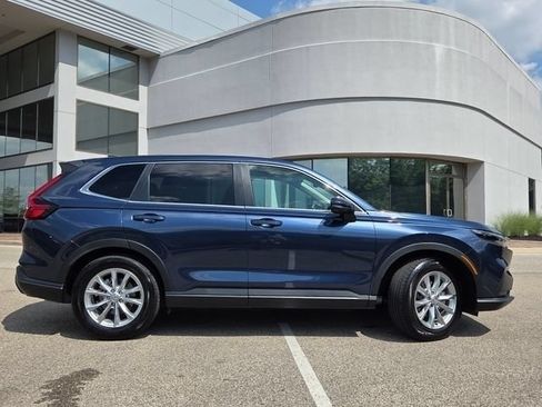 Used 2025 Honda CR-V EX image 25