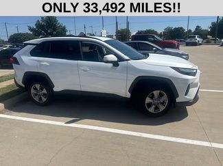 Used 2025 Toyota RAV4 XLE FWD video 2