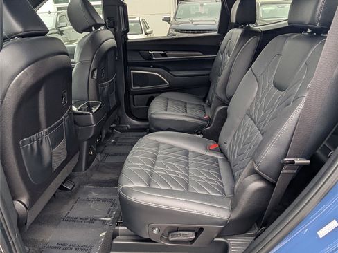 Used 2024 Kia Telluride EX X-Line AWD/4WD image 17