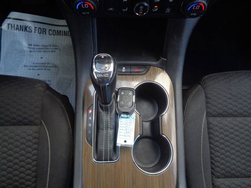 Used 2018 GMC Acadia SLE FWD image 36