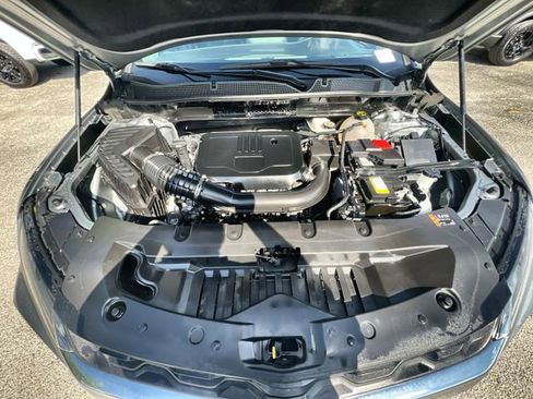 Used 2025 Chevrolet Blazer LT image 29