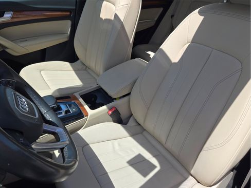 Used 2023 Audi Q5 2.0T Premium Plus AWD/4WD image 22