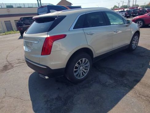 Certified 2017 Cadillac XT5 Luxury AWD/4WD image 8