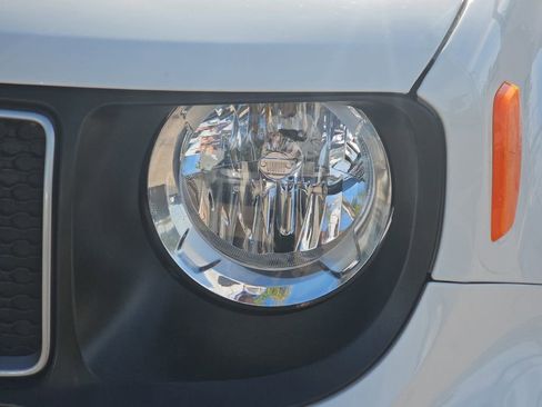 Used 2022 Jeep Renegade Sport image 32