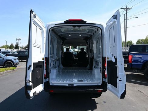 New 2026 Ford Transit 250 148 Medium Roof RWD image 19