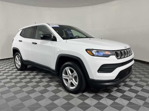 Used 2023 Jeep Compass Sport AWD/4WD image 1