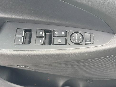 Used 2021 Hyundai Tucson Limited image 15