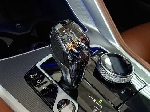 Used 2022 BMW X6 xDrive40i w/ Executive Package image 13