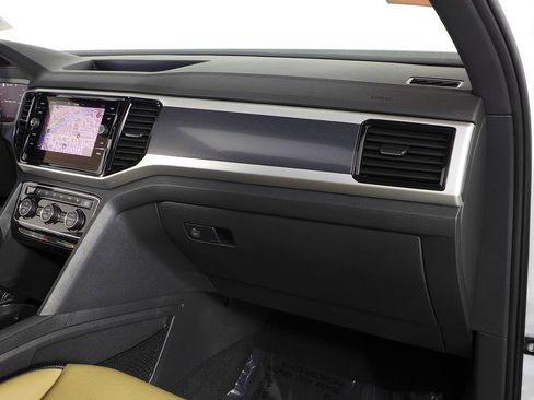 Used 2023 Volkswagen Atlas Cross Sport SEL R-Line image 14