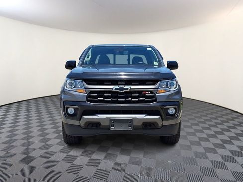 Used 2021 Chevrolet Colorado Z71 w/ Safety Package AWD/4WD image 3