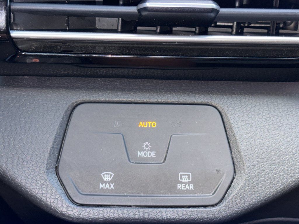 Certified 2023 Volkswagen ID.4 Pro RWD image 21