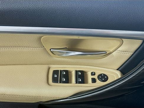 Used 2017 BMW 330i Sedan image 21