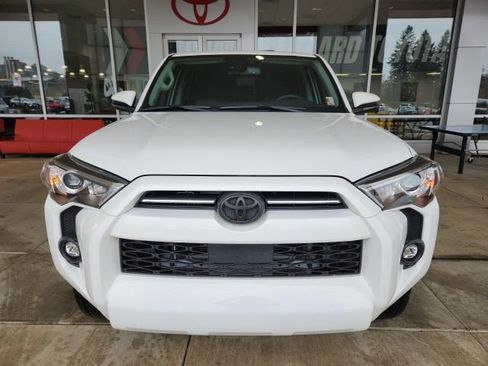 Certified 2021 Toyota 4Runner SR5 image 5