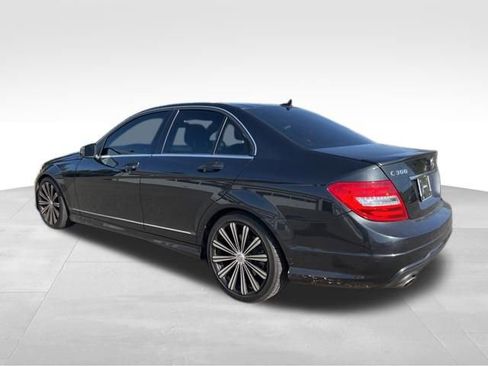 Used 2014 Mercedes-Benz C 300 4MATIC Sedan image 7