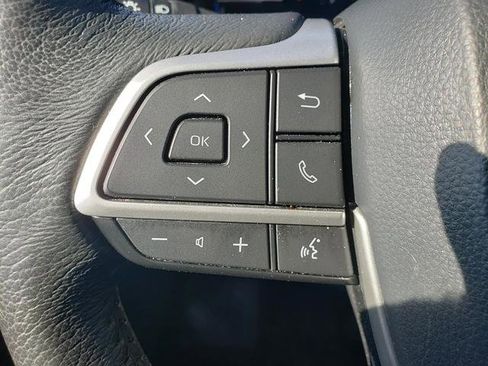 Used 2024 Toyota Sienna XLE image 20