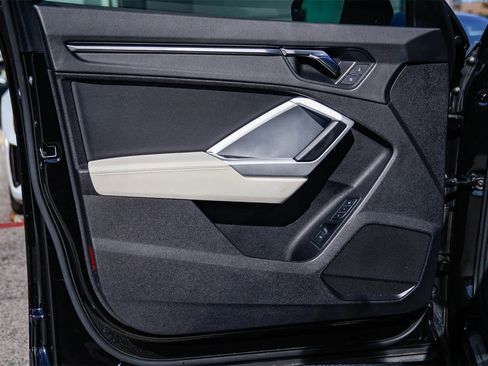 Used 2022 Audi Q3 2.0T Premium w/ Convenience Package image 21