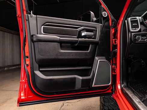 Used 2020 RAM 3500 Laramie image 29