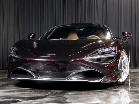 Used 2018 McLaren 720S Luxury image 11