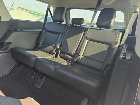 Used 2025 Ford Expedition Max Platinum AWD/4WD image 8