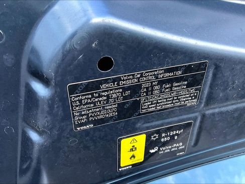 Certified 2023 Volvo XC60 B5 Plus w/ Climate Package image 30