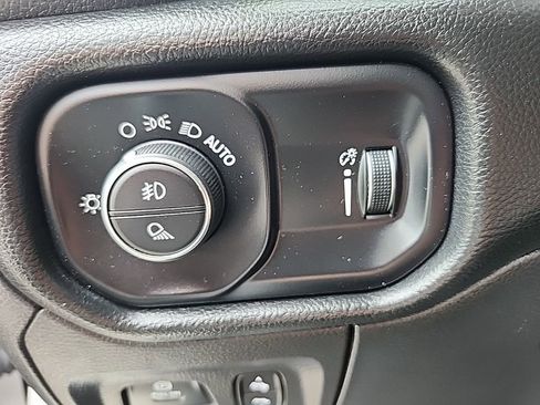 Certified 2022 RAM 1500 Big Horn image 24