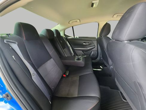 Used 2025 Nissan Sentra SR w/ Trunk Package FWD image 7
