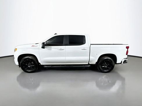 Used 2023 Chevrolet Silverado 1500 RST AWD/4WD image 2