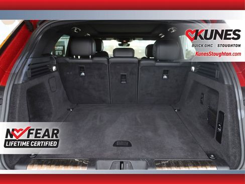 Used 2024 Land Rover Range Rover Sport Dynamic SE image 31