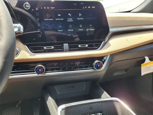 New 2026 Chevrolet Equinox ACTIV image 16