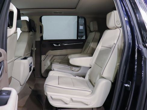 Used 2021 GMC Yukon XL Denali w/ Denali Ultimate Package image 18
