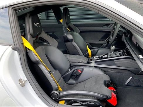 Used 2025 Porsche 911 GT3 image 24