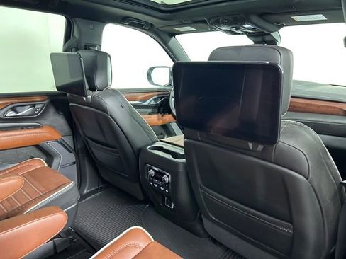 Used 2024 GMC Yukon Denali Ultimate image 15